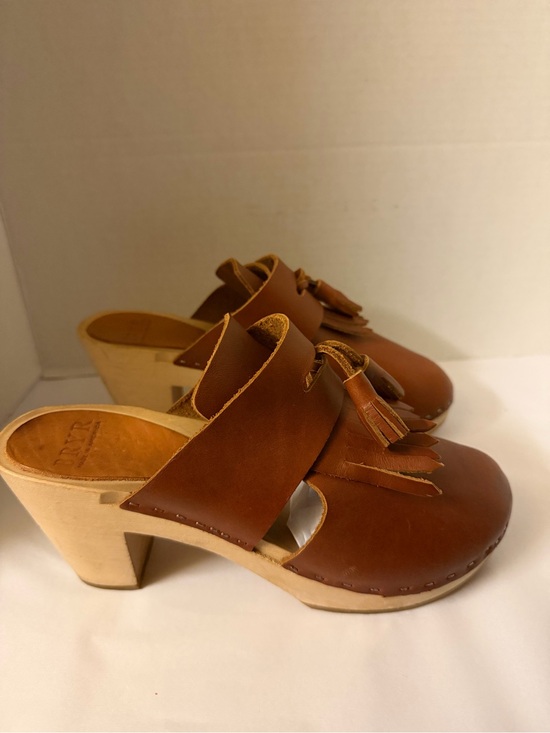 Bryr Shoes - BRYR Zoe Leather Heel Clog  Sz 38,8 Women’s